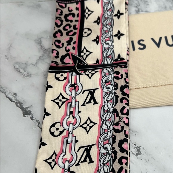Louis Vuitton Wild at Heart Bandeau New w Tags - Picture 3 of 11